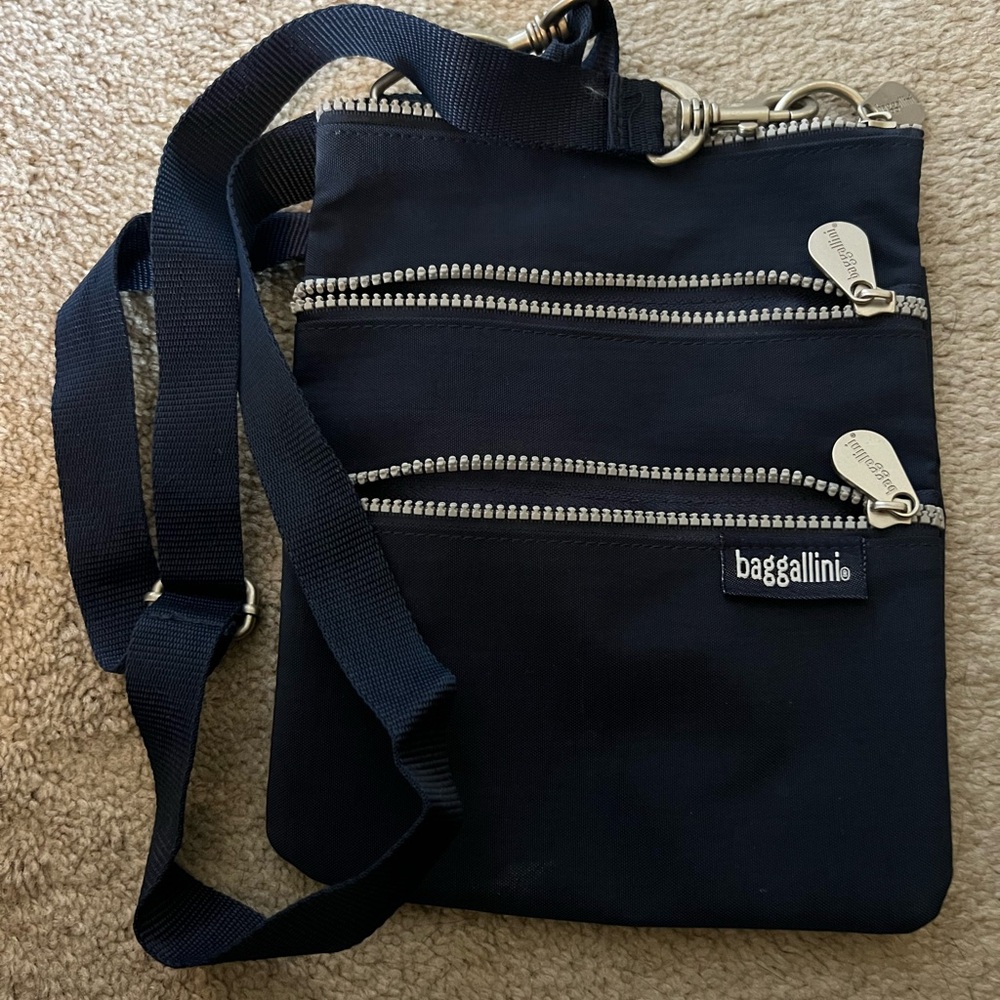 Baggallini Blue Crossbody Bag with Minimalist Design